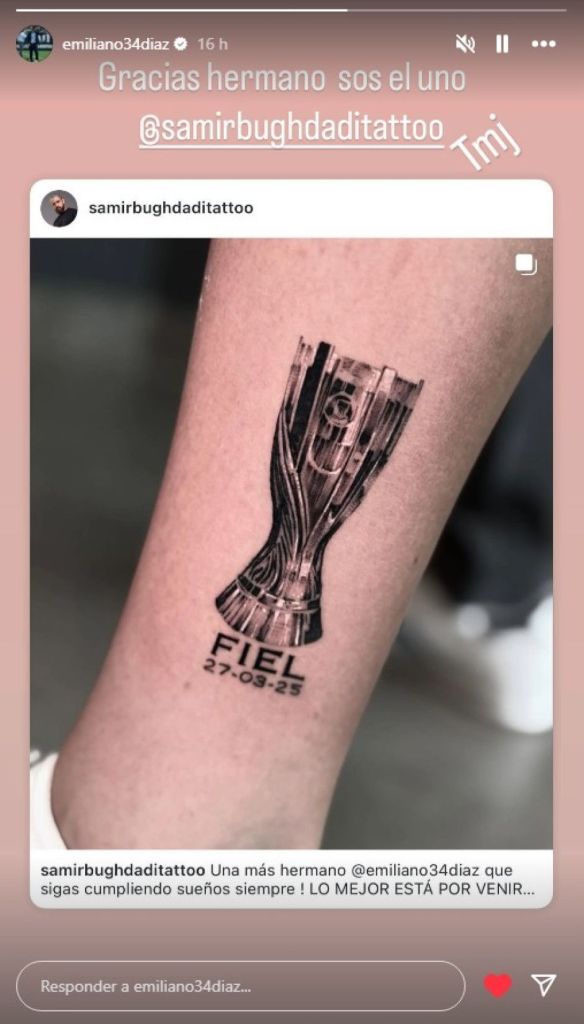 Nova tatuagem de Emiliano Díaz