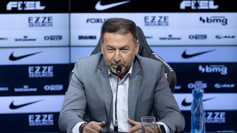 Augusto Melo Rejeita Renúncia no Corinthians: ‘Não Passa pela Cabeça’
