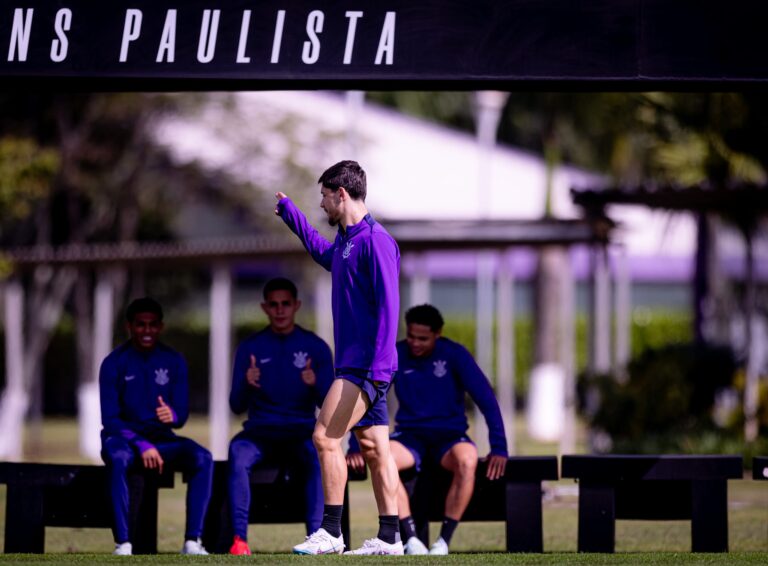 Corinthians realiza penúltimo treino antes de duelo contra o Grêmio pelo Brasileirão