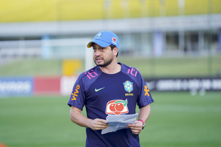 Duas jogadoras do Corinthians são chamadas para treinamentos com a Seleção Brasileira