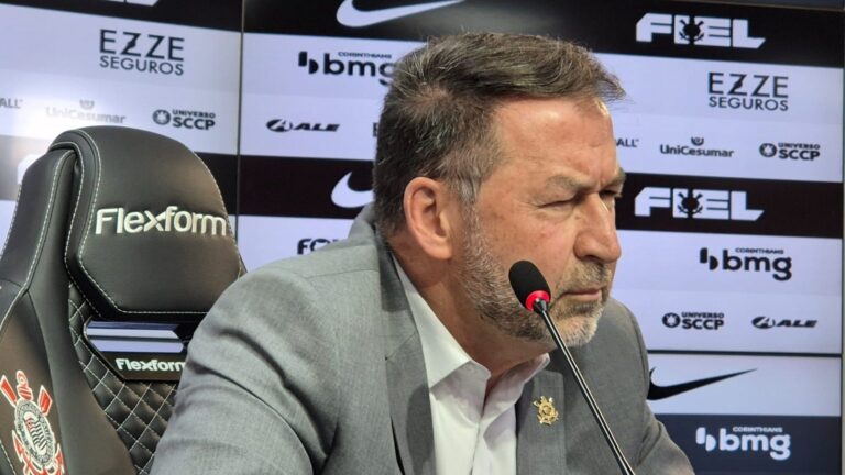 Presidente afastado do Corinthians contrata conselheiro do São Paulo para integrar sua defesa -