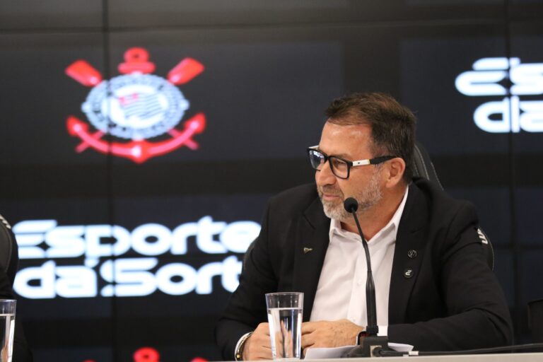 Augusto Melo é intimado pela Polícia Federal em inquérito tributário