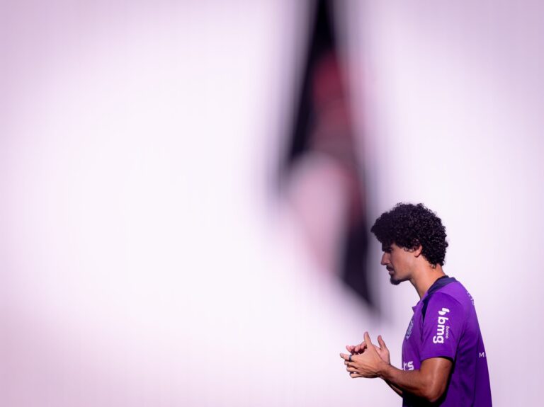 André Ramalho lamenta saída de Igor Coronado e evita comentar crise política no Corinthians