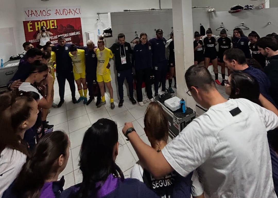 Em Osasco, Corinthians goleia o Taubaté e segue na liderança do Paulistão Feminino