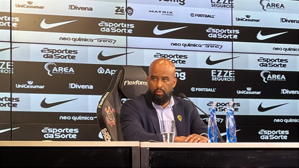 Executivo reafirma compromisso com o Corinthians
