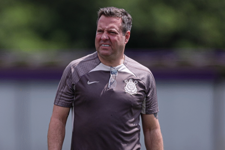 Novo chefe do departamento médico do Corinthians se pronuncia pela primeira vez após assumir o cargo