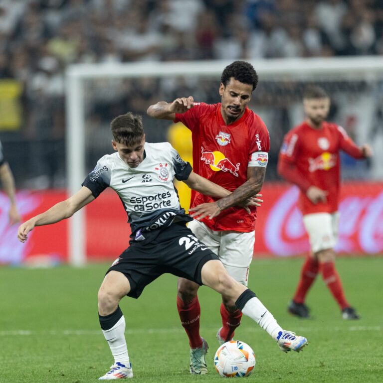 Corinthians busca ampliar bom retrospecto diante do Red Bull Bragantino em confronto pelo Brasileirão
