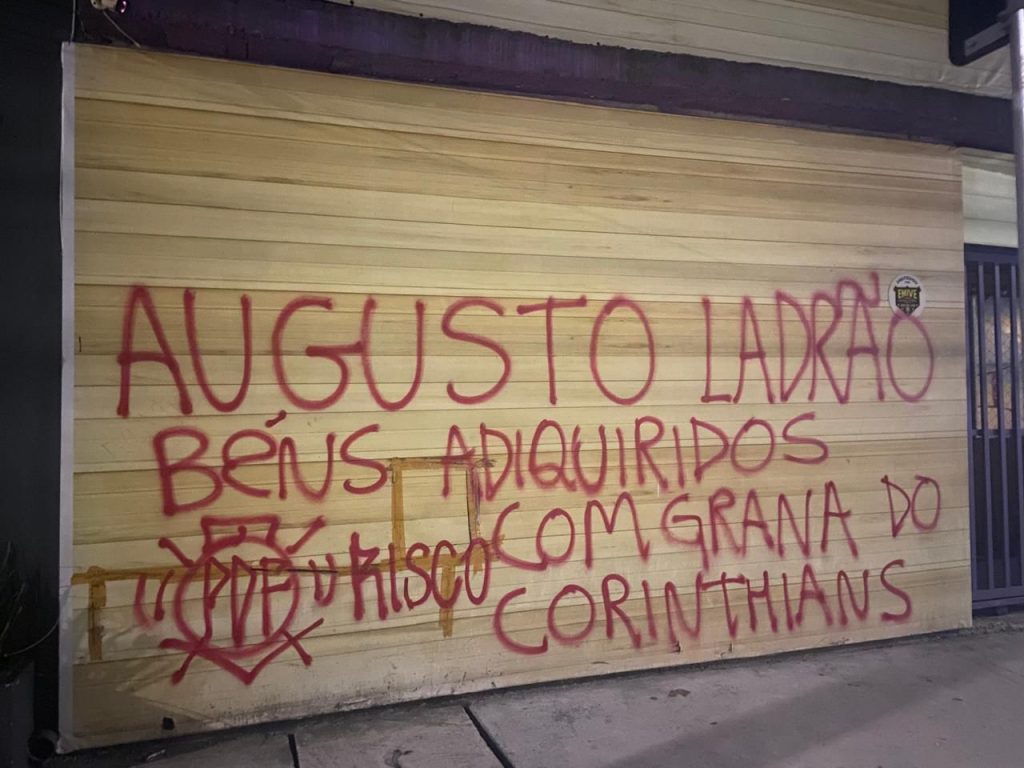 Imagem Adicional do Protesto