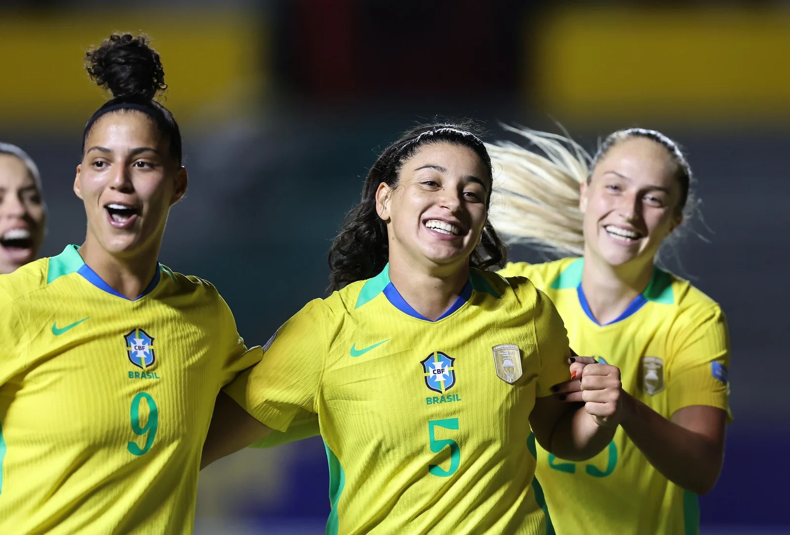 Meio-campista do Corinthians se destaca em estatísticas na Copa América Feminina