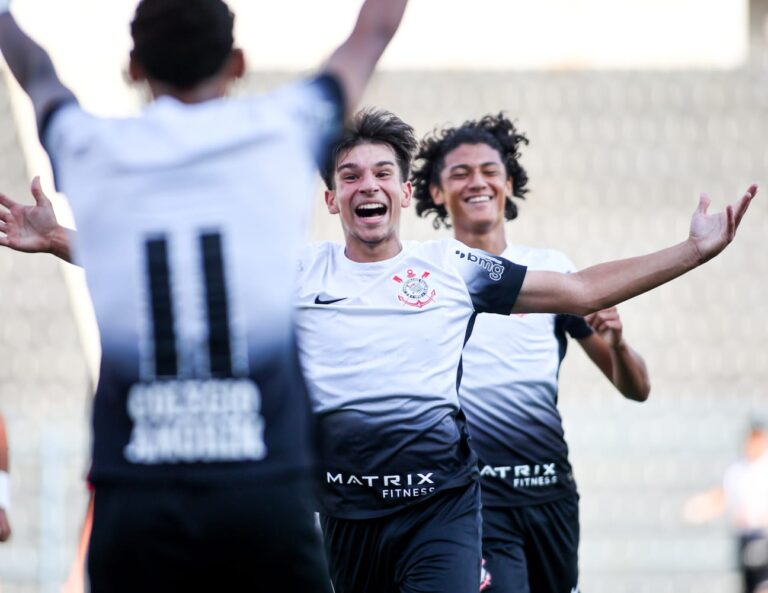 Categorias de base do Corinthians entram em campo pelo Campeonato Paulista neste sábado