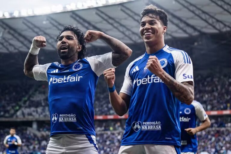 como chega o Cruzeiro para enfrentar o Corinthians no Brasileirão