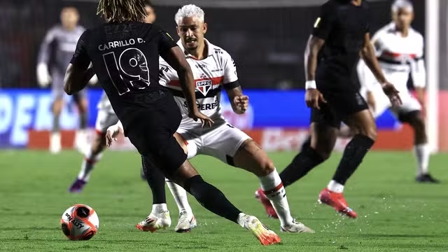Em Majestoso, Corinthians busca evitar "lei do ex" de apenas um atleta adversário -