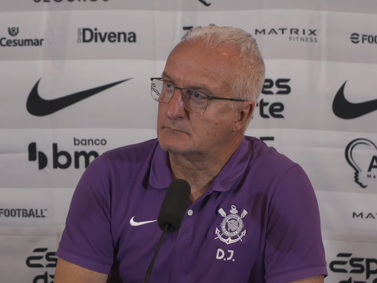 Técnico do Corinthians celebra vitória sobre Ceará, mas faz ressalva sobre desempenho "aquém do necessário" -