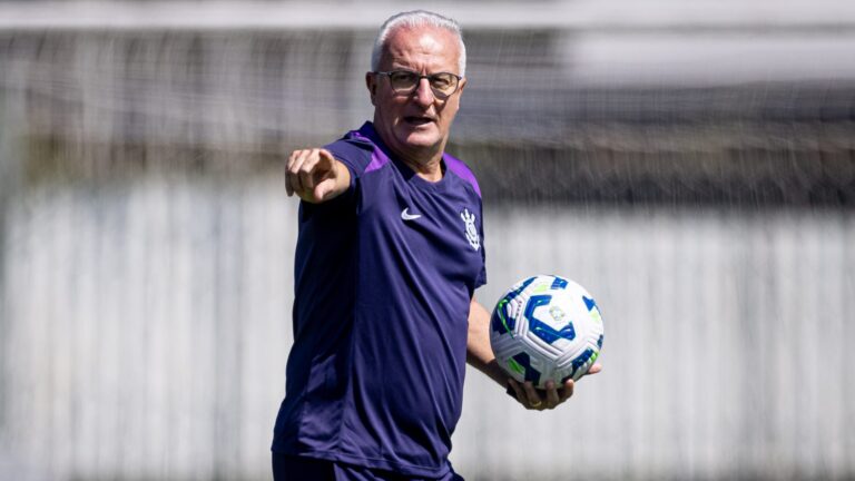 Técnico do Corinthians tem números melhores que antecessores no clube, mas inferiores aos seus últimos trabalhos