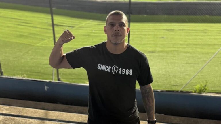 Presidente dos Gaviões da Fiel rebate Romeu Tuma Jr. após entrevista e critica comparação com o Flamengo